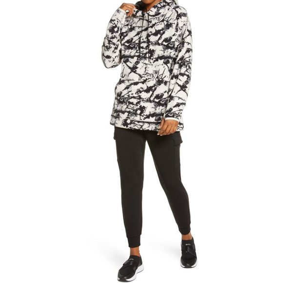 Zella NWT Cozy Up Polar Fleece Recycled Polyester Hoodie Thumbholes Kanga Pocket - Picture 1 of 11